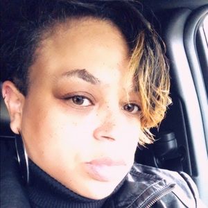 Meet your Posher, Sparkle